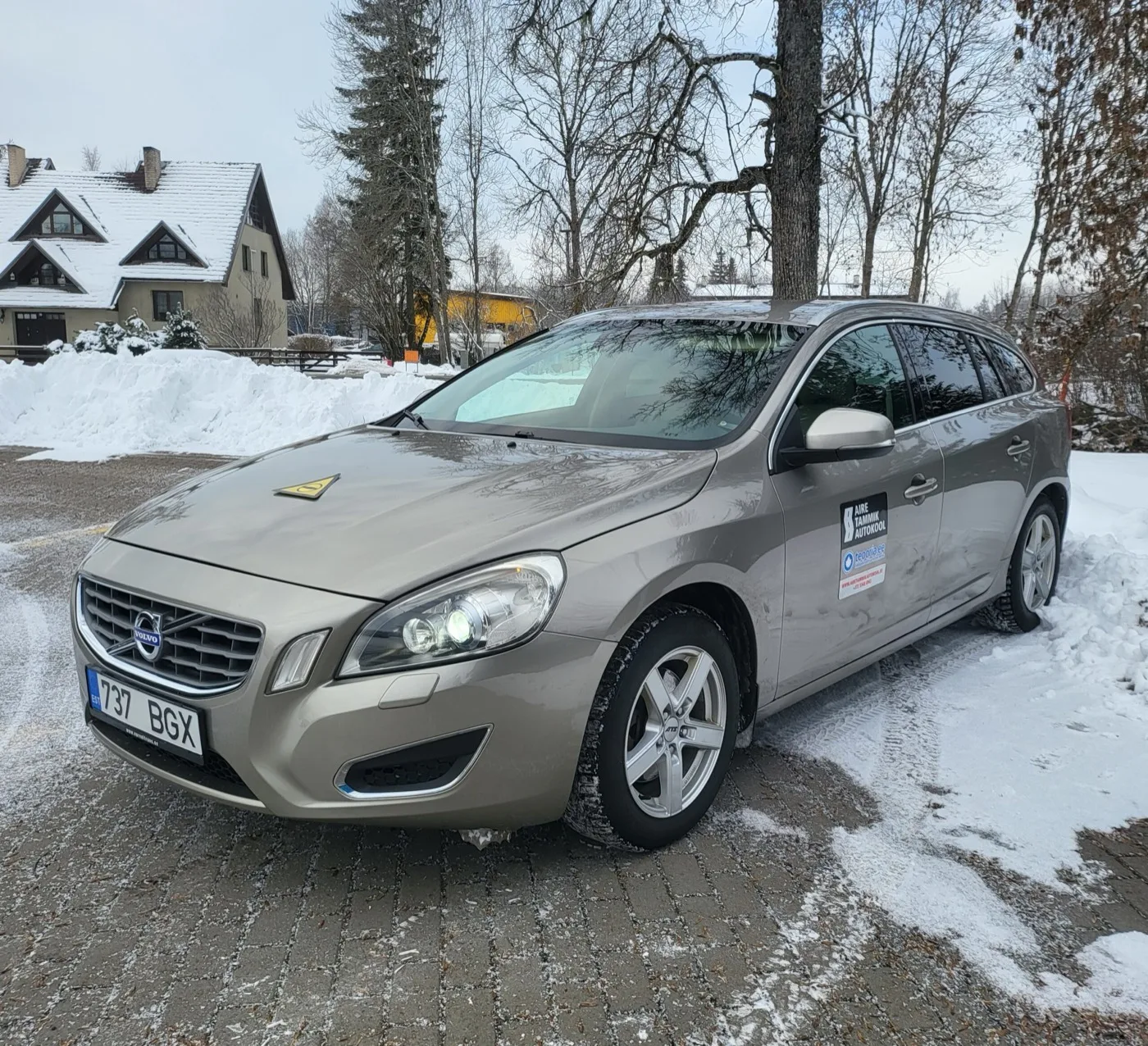 Volvo V60 õppeauto